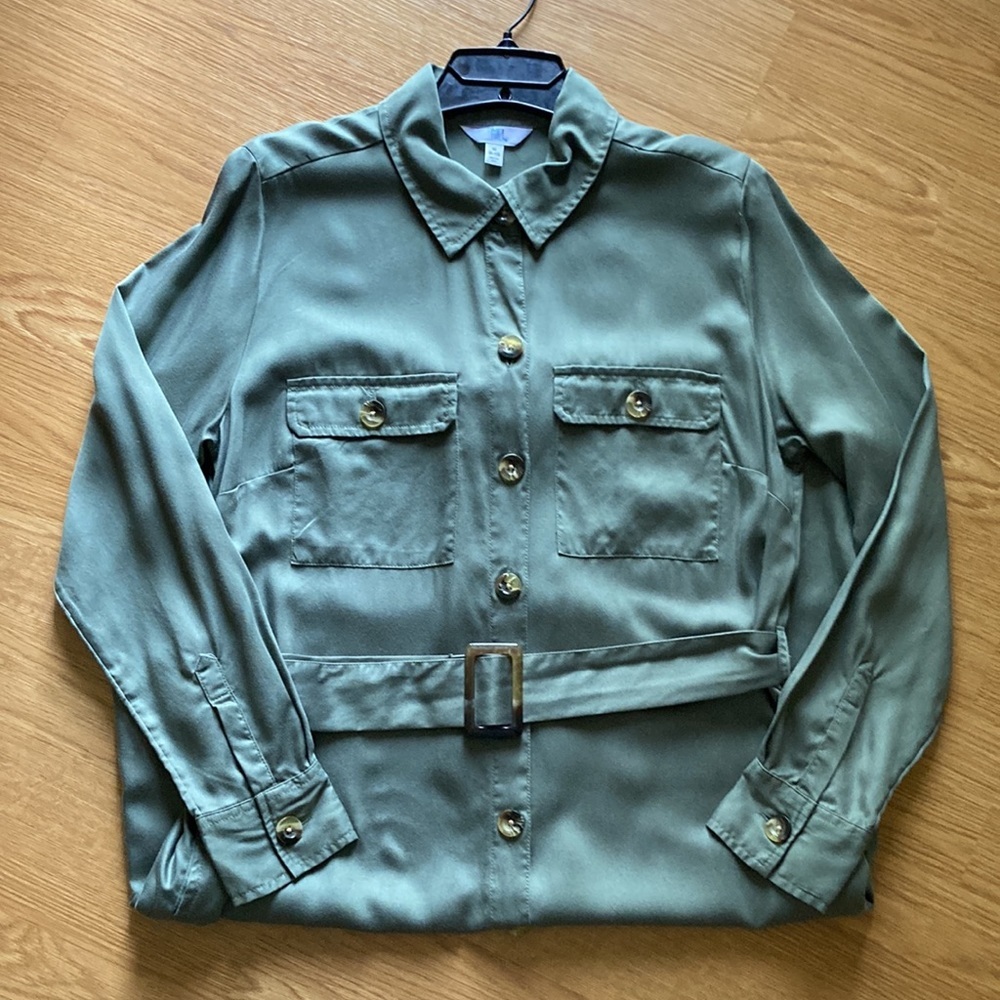 Long Lightweight Button Down Shirtdress with Belt-Army green. Size Medium